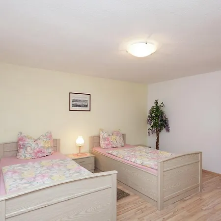 Apartmán Ferienwohnung Thuringer Wald 2 *