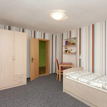 Ferienwohnung Thuringer Wald 2 Apartmán Altenfeld (Thuringia)